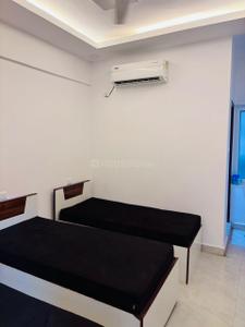 Bedroom Image of KJR Signature PG For Men in Karapakkam, Chennai