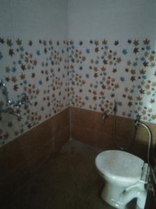 Bathroom Image of 1620 Sq.ft 3 BHK Independent House for sale in Alambagh Lucknow for Rs. 4700000