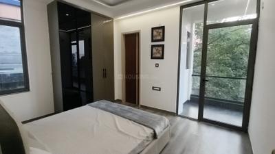Bedroom Image of 1650 Sq.ft 3 BHK Builder Floor for sale in Kaushambi Ghaziabad for Rs. 16000000