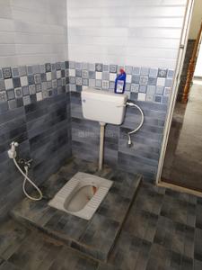 Bathroom Image of 3300 Sq.ft 4 BHK Independent House for rent in Treasury Layout Mysore for Rs. 46000