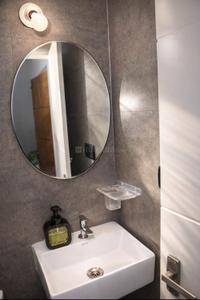 Bathroom Image of 500 Sq.ft 1 BHK Apartment / Flat for rent in HSR Layout Bengaluru for Rs. 33000
