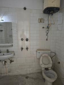 Bathroom Image of 1600 Sq.ft 3 BHK Apartment / Flat for sale in CGHS Akash Ganga Apartments, Sector 6 Dwarka New Delhi for Rs. 20000000