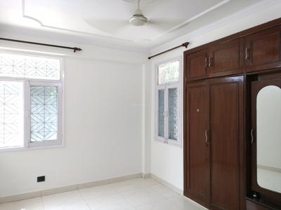 Bedroom Image of 2000 Sq.ft 3 BHK Apartment / Flat for rent in CGHS HMM Employees Apartments, Sector 10 Dwarka New Delhi for Rs. 43000