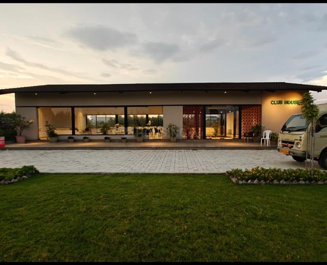 Silver Park Main Image 1