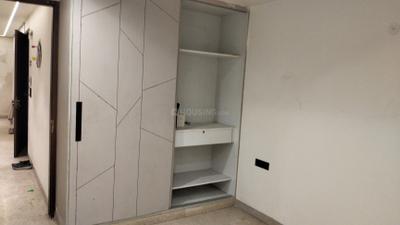Bedroom Image of 1450 Sq.ft 3.5 BHK Builder Floor for sale in Paschim Vihar New Delhi for Rs. 17500000