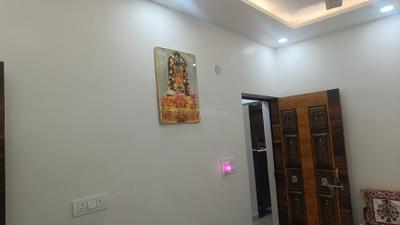 Bedroom Image of 475 Sq.ft 2 BHK Builder Floor for sale in Vikaspuri New Delhi for Rs. 7600000