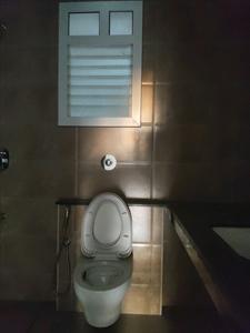 Common Bathroom Image of 1871 Sq.ft 3 BHK Apartment / Flat for sale in Legendary Bliss, T Nagar Chennai for Rs. 39281645