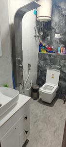 Bathroom Image of 1500 Sq.ft 4 BHK Apartment / Flat for sale in Sector 104 Noida for Rs. 9500000