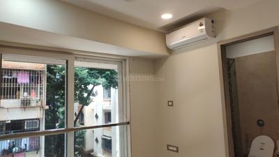 Bedroom Image of 700 Sq.ft 2 BHK Apartment / Flat for rent in Santacruz West Mumbai for Rs. 125000