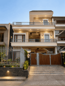 5 BHK Independent House