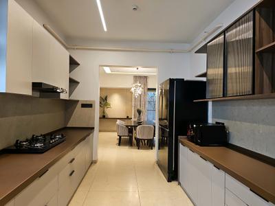 Kitchen Image of 1950 Sq.ft 4 BHK Apartment / Flat for sale in Mantra Mirari, Mundhwa Pune for Rs. 26500000