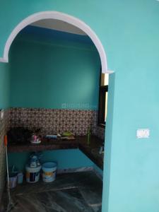 Kitchen Image of 600 Sq.ft 2 BHK Builder Floor for rent in Mayur Vihar Phase 1 New Delhi for Rs. 18000