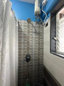 Bathroom Image of 570 Sq.ft 1 BHK Apartment / Flat for rent in Kshitija Shree Laxmi Residency, Byculla Mumbai for Rs. 48000