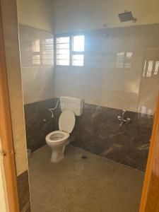 Bathroom Image of 630 Sq.ft 2 BHK Builder Floor for rent in Nasiyanur Erode for Rs. 8500