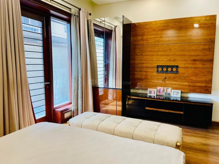 Krisumi Waterfall Residences Main Image 1