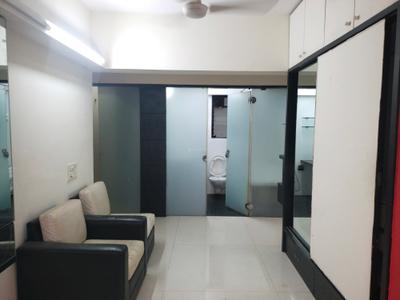 Bedroom Image of 1340 Sq.ft 3 BHK Apartment / Flat for rent in RNA Continental, Chembur Mumbai for Rs. 145000