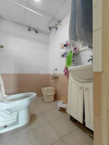 Bathroom Image of 1400 Sq.ft 2 BHK Builder Floor for rent in Koramangala Bengaluru for Rs. 55000