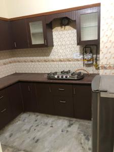 Kitchen Image of 1100 Sq.ft 2 BHK Builder Floor for rent in Model Town New Delhi for Rs. 40000