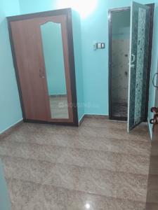 Bedroom Image of 1200 Sq.ft 3 BHK Independent House for rent in Adambakkam Chennai for Rs. 34000