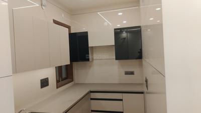 Kitchen Image of 1100 Sq.ft 3 BHK Builder Floor for rent in Ashok Nagar New Delhi for Rs. 39000