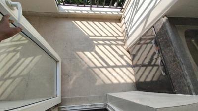 Kitchen Image of 1360 Sq.ft 3 BHK Apartment / Flat for sale in Paramount Floraville, Sector 137 Noida for Rs. 17100000