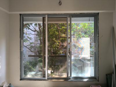 Bedroom Image of 750 Sq.ft 2 BHK Apartment / Flat for rent in Vile Parle East Mumbai for Rs. 85000
