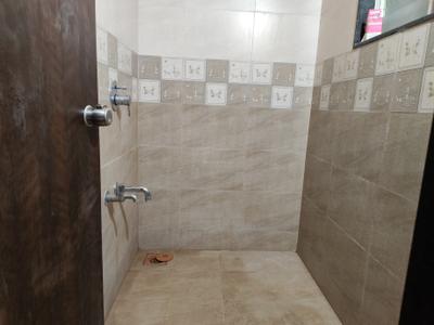 Bathroom Image of 650 Sq.ft 1 BHK Apartment / Flat for rent in Dynamic Oasis, Undri Pune for Rs. 17000