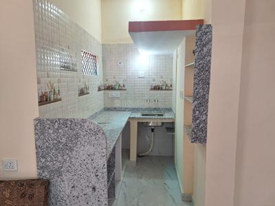 Kitchen Image of 1300 Sq.ft 2 BHK Builder Floor for rent in Krishna Nagar Kanpur for Rs. 14000