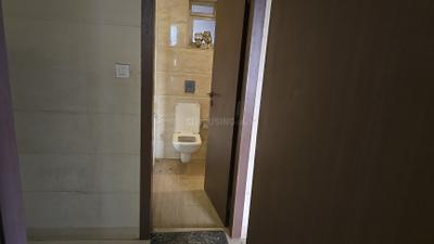 Image of 2400 Sq.ft 4 BHK Apartment / Flat for rent in K Raheja Classique, Andheri West, Mumbai for Rs. 300000