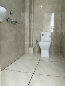 Bathroom Image of 1200 Sq.ft 4 BHK Apartment / Flat for sale in Shastri Nagar Ghaziabad for Rs. 4700000