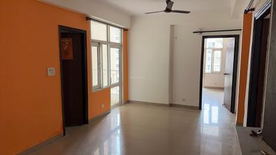 Living Room Image of 1090 Sq.ft 2 BHK Apartment / Flat for rent in Omkar Royal Nest, Noida Extension Greater Noida for Rs. 17300