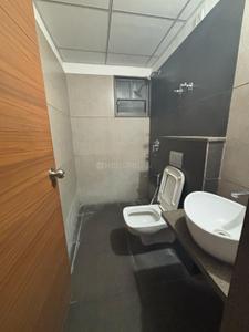 Bathroom Image of 1430 Sq.ft 2 BHK Apartment / Flat for rent in Vishwa Lake Iksa, Memnagar Ahmedabad for Rs. 27000