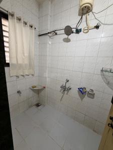 Bathroom Image of 1000 Sq.ft 2 BHK Apartment / Flat for rent in sarthishilp appartment, Kothrud Pune for Rs. 35000