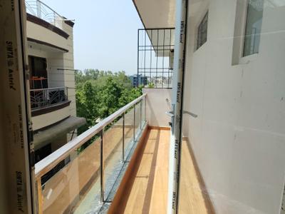 Balcony Image of 1350 Sq.ft 3 BHK Builder Floor for rent in Chhattarpur New Delhi for Rs. 29500