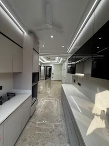 Kitchen Image of 1200 Sq.ft 3 BHK Builder Floor for rent in Paschim Vihar New Delhi for Rs. 45000