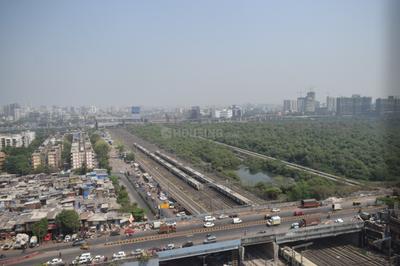 Balcony Image of 1900 Sq.ft 3 BHK Apartment / Flat for sale in Terraform Inez Tower, Mahim Mumbai for Rs. 43000000