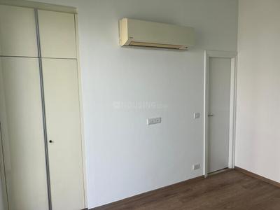 Bedroom Image of 1950 Sq.ft 4 BHK Apartment / Flat for rent in DLF The Primus, Sector 82A Gurgaon for Rs. 75000