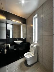 Bathroom Image of 4000 Sq.ft 4 BHK Villa for rent in Injambakkam Chennai for Rs. 160000