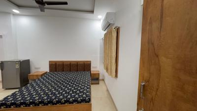 Hall Image of 1500 Sq.ft 1 RK Apartment / Flat for rent in Mahalakshmi Nagar Indore for Rs. 14000
