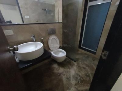Bathroom Image of 1750 Sq.ft 3 BHK Apartment / Flat for rent in Lokhandwala Octacrest, Kandivali East Mumbai for Rs. 82000