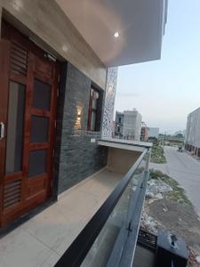 Balcony Image of 1350 Sq.ft 2 BHK Builder Floor for rent in HLP Palmillas Plots, Ramgarh Bhudda Zirakpur for Rs. 20000
