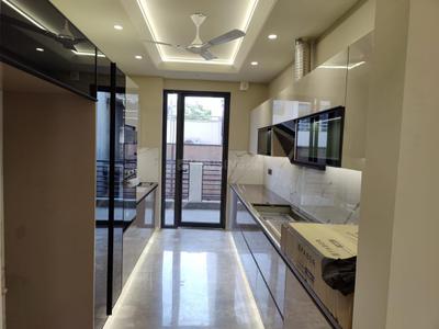 Kitchen Image of 2500 Sq.ft 3 BHK Builder Floor for rent in DLF Phase 2, DLF Phase 2 Gurgaon for Rs. 80000