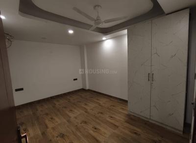 Bedroom Image of 2400 Sq.ft 3 BHK Builder Floor for rent in Karol Bagh New Delhi for Rs. 95112