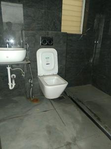 Common Bathroom Image of 1851 Sq.ft 3 BHK Apartment / Flat for sale in Yoo One Phase I, Mohammed Wadi Pune for Rs. 14500000