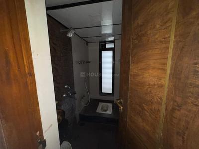 Bathroom Image of 1375 Sq.ft 2 BHK Apartment / Flat for sale in Amann Solitaire B Wing, Borivali West Mumbai for Rs. 31000000