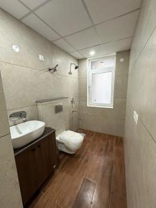 Bathroom Image of 1650 Sq.ft 3 BHK Apartment / Flat for rent in Maxxus Elanza, PR7 Airport Road Zirakpur for Rs. 38000