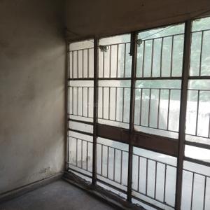 Bedroom Image of 1200 Sq.ft 2 BHK Apartment / Flat for sale in DDA Gautam Apartments, Gulmohar Park New Delhi for Rs. 27500000