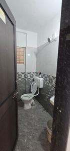 Bathroom Image of 650 Sq.ft 1 BHK Apartment / Flat for rent in Ghorpadi Pune for Rs. 15000