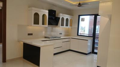 Kitchen Image of 2450 Sq.ft 4 BHK Builder Floor for sale in Ansal Versalia Phase A1, Sector 67 Gurgaon for Rs. 25000000