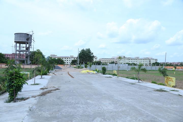 Chowdavaram Main Image 1